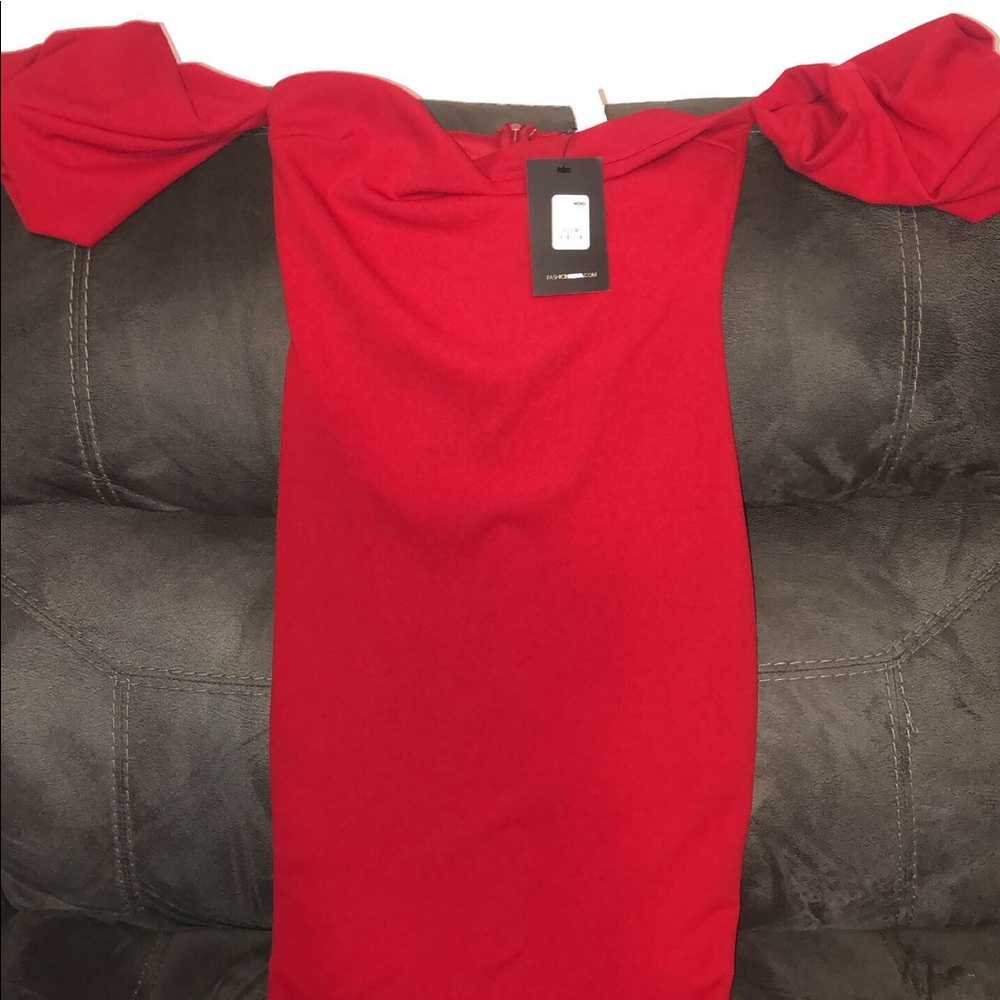 Off the shoulder midi dress